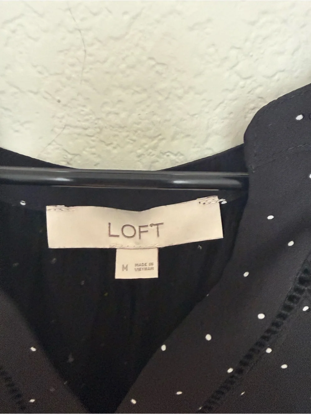 LOFT Black Sleeveless Dot-Print V-Neck Blouse